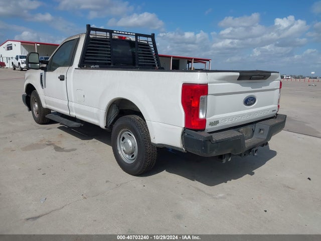 Ford F-350 Xl 2019 1FTBF3A60KEC11975 Image 3