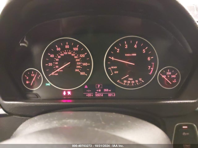 BMW 320i Xdrive 2016 WBA8E5G5XGNT41029 Image 16