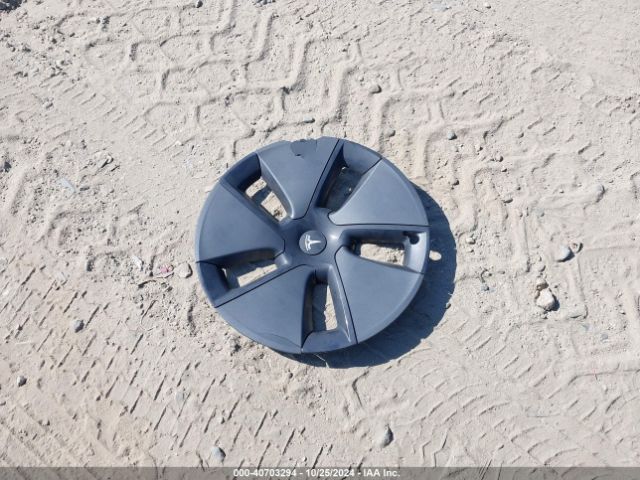 5YJ3E1EB6NF245389 Tesla Model 3 Long Range Dual Motor All-wheel Drive