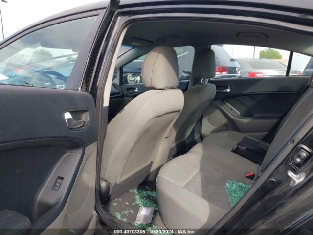 KNAFK4A67F5415873 KIA FORTE LX
