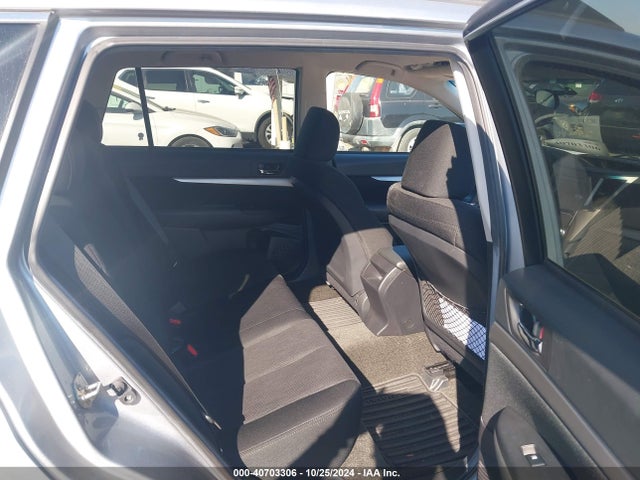 Subaru Outback 2.5i Premium 2014 4S4BRCCC6E3221352 Image 8