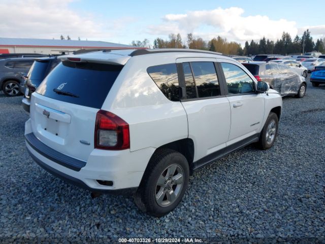 1C4NJCEA3GD543822 Jeep Compass Latitude