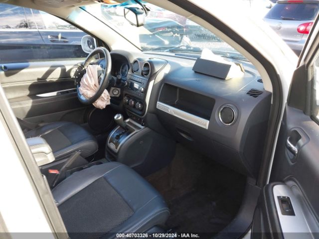 1C4NJCEA3GD543822 Jeep Compass Latitude