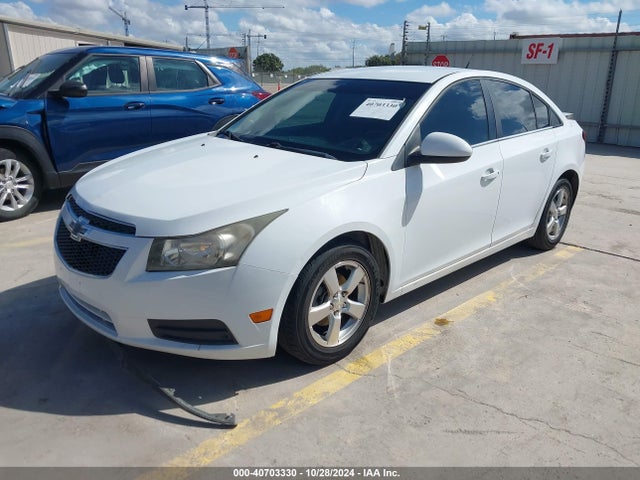 Chevrolet Cruze 1lt Auto 2014 1G1PC5SBXE7340412 Image 2