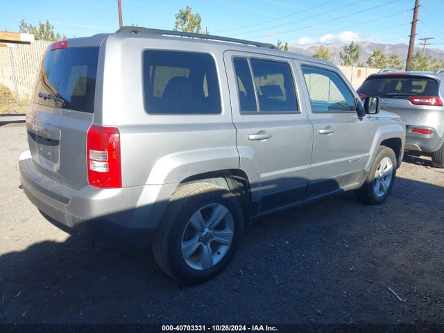 1C4NJRBB1GD532138 Jeep Patriot Sport