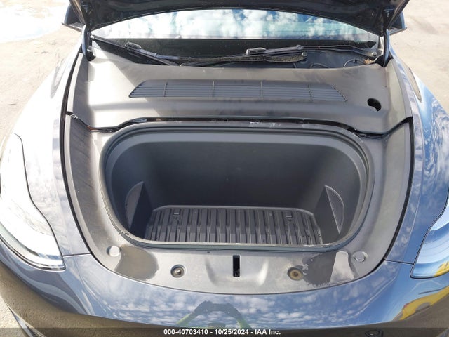 2024 TESLA MODEL Y 7SAYGDED8RF085723 Photo 9