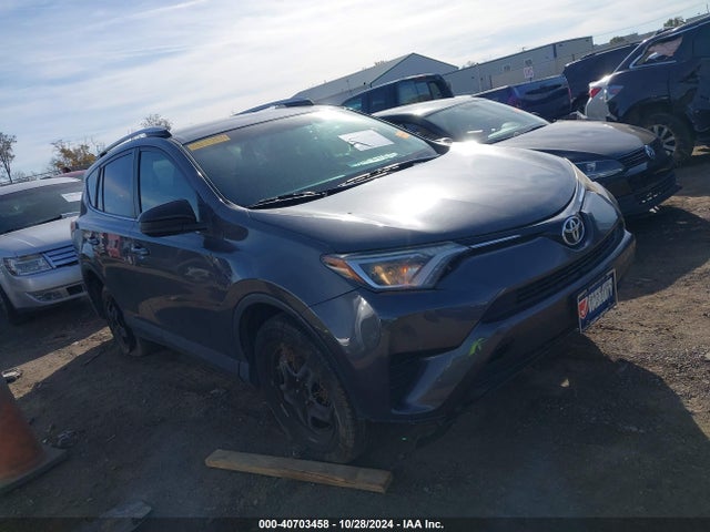 Toyota RAV4 LE 2016 JTMZFREVXGJ081754 Image 1