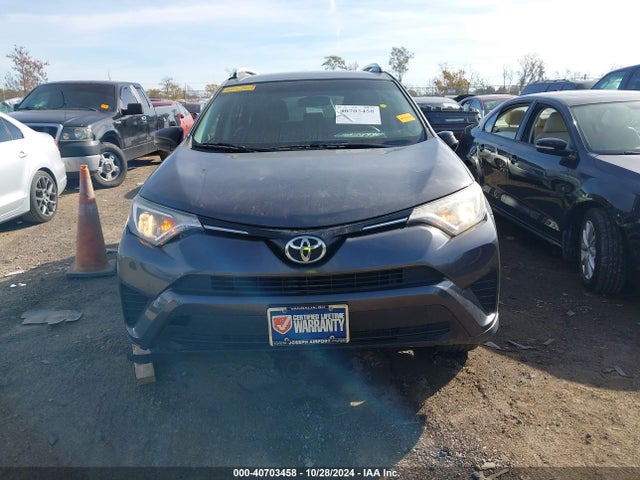 Toyota RAV4 LE 2016 JTMZFREVXGJ081754 Image 12
