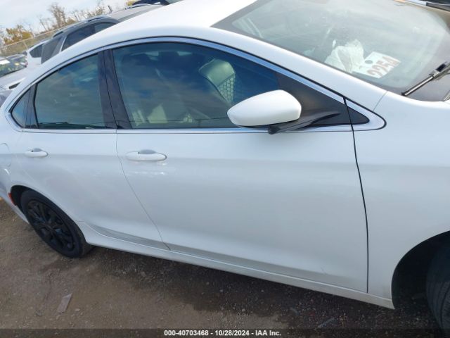1C3CCCFB1GN172554 Chrysler 200 LX