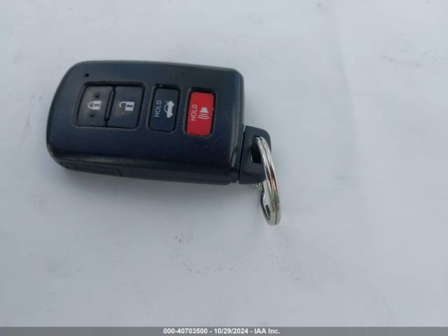 4T1BD1FK8EU117171 Toyota Camry Hybrid Le