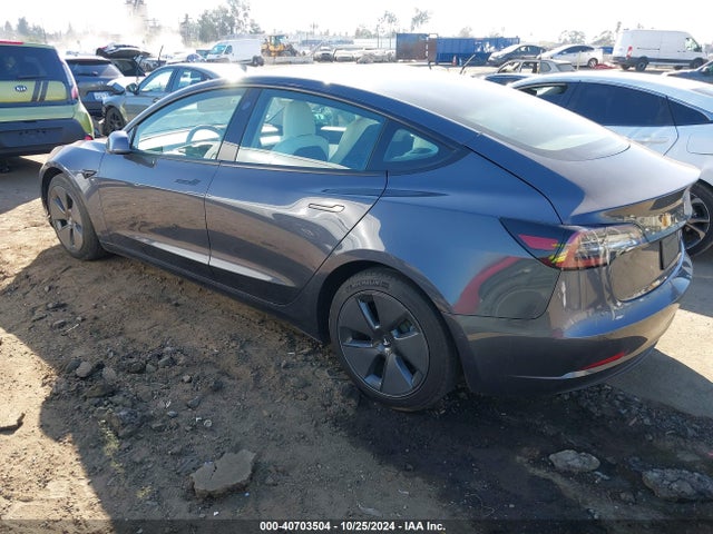 2021 TESLA MODEL 3 5YJ3E1EB9MF848836 Photo 2