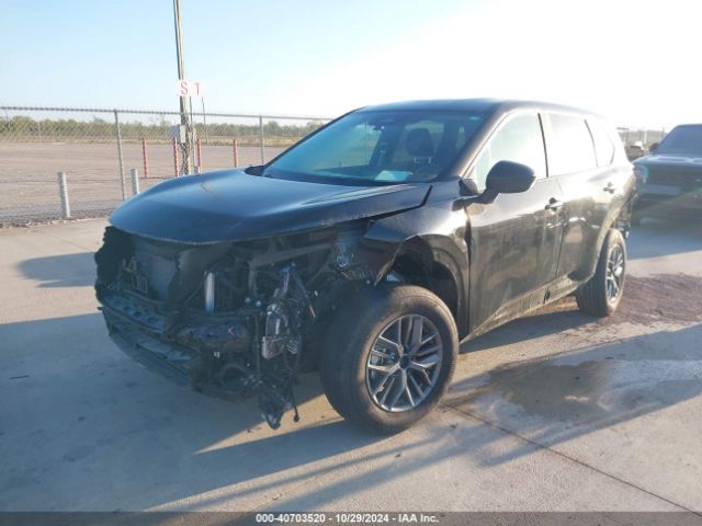 5N1BT3AA2PC947182 Nissan Rogue S Fwd