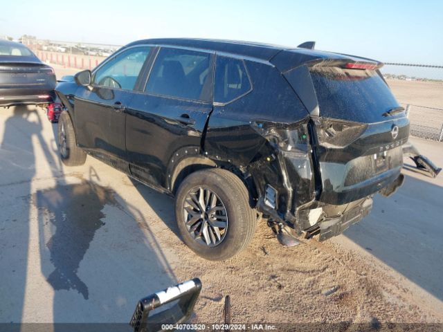 5N1BT3AA2PC947182 Nissan Rogue S Fwd
