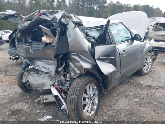 KIA SOUL + 2018 KNDJP3A51J7516632 Image 4