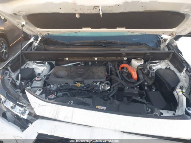JTMLWRFV9ND146092 Toyota RAV4 LE
