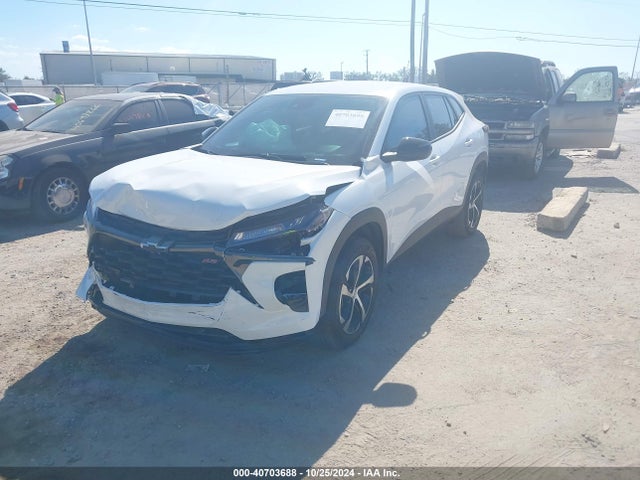 Chevrolet Trax 1rs 2024 KL77LGE25RC104548 Image 2