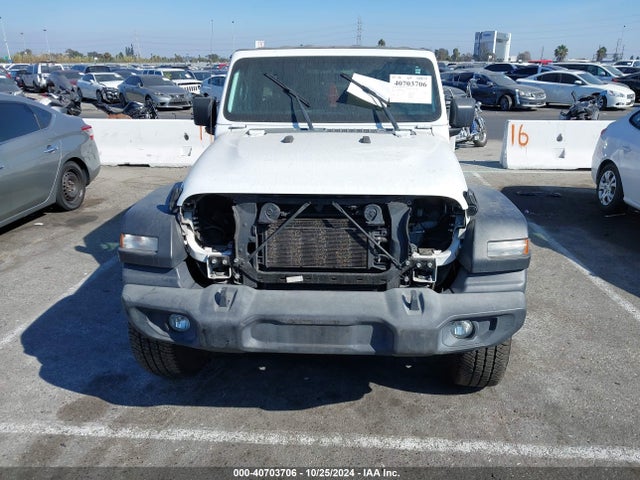 1C4HJXDN9KW682892 Jeep Wrangler Unlimited Sport S 4x4