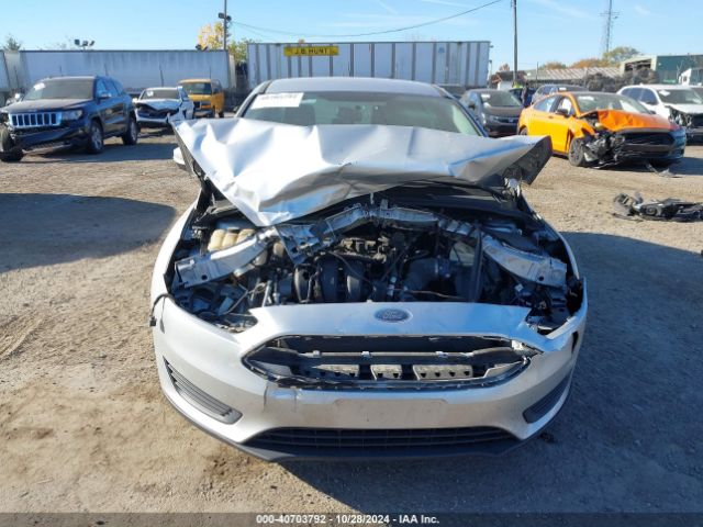 1FADP3F21GL370086 Ford FOCUS SE