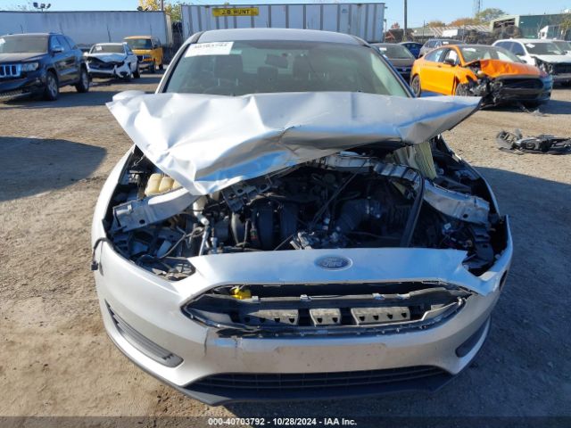 1FADP3F21GL370086 Ford FOCUS SE