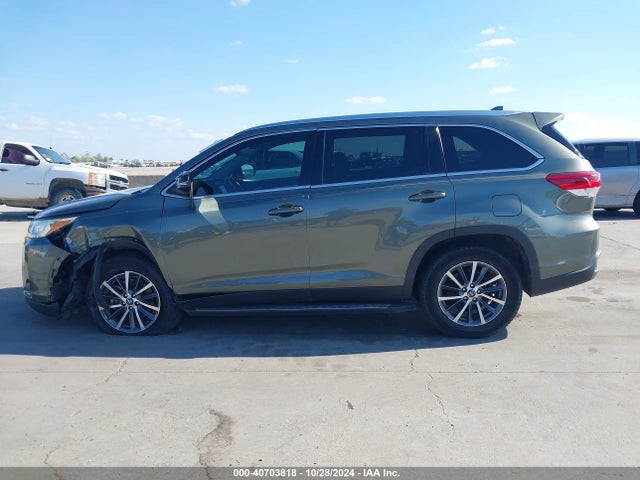 Toyota Highlander Xle 2019 5TDKZRFH2KS296011 Image 14