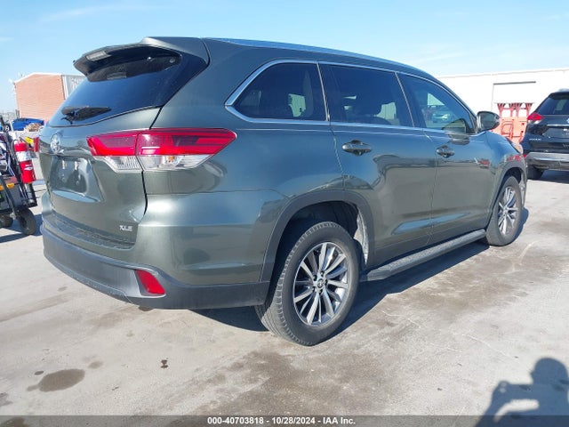 Toyota Highlander Xle 2019 5TDKZRFH2KS296011 Image 4