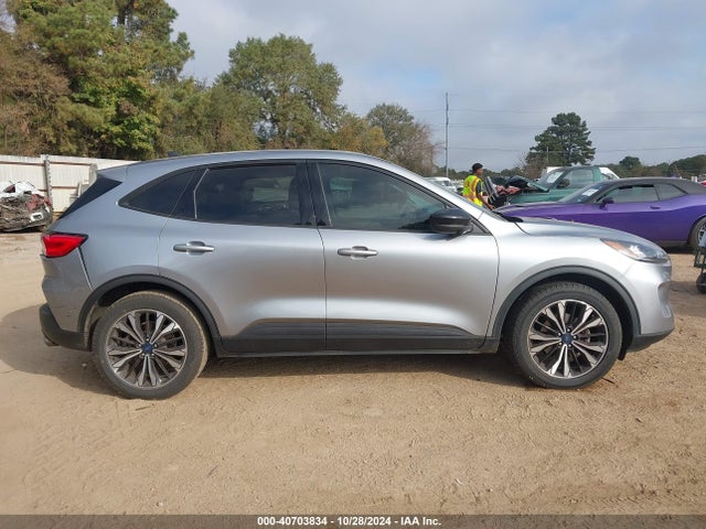 Ford ESCAPE SE 2022 1FMCU0G67NUA86088 Image 14