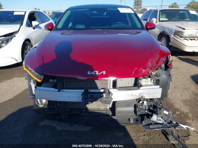 5XXG34J21NG136401 KIA K5 EX