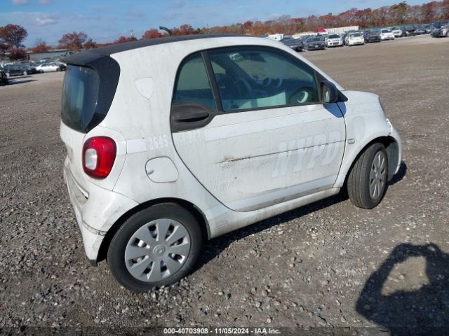 WMEFJ5DA1GK103709 Smart Fortwo