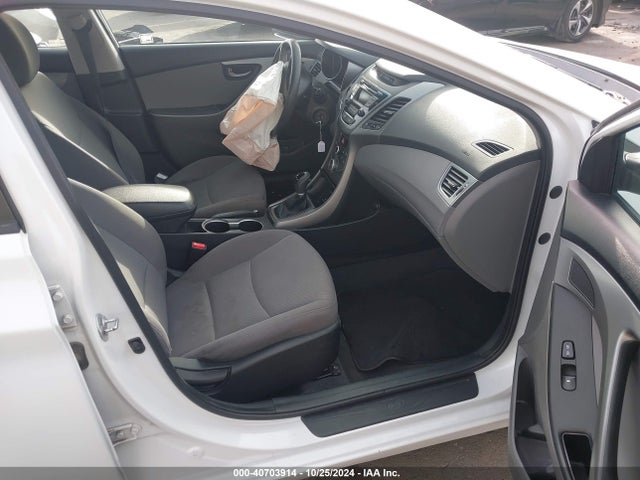 Hyundai ELANTRA SE 2014 5NPDH4AE5EH525531 Image 5