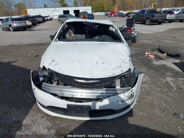 Chrysler 200 S 2015 1C3CCCDG1FN656706 Image 11