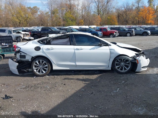 1C3CCCDG1FN656706 Chrysler 200 S