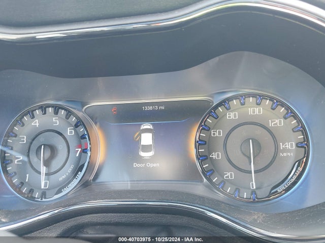 Chrysler 200 S 2015 1C3CCCDG1FN656706 Image 7