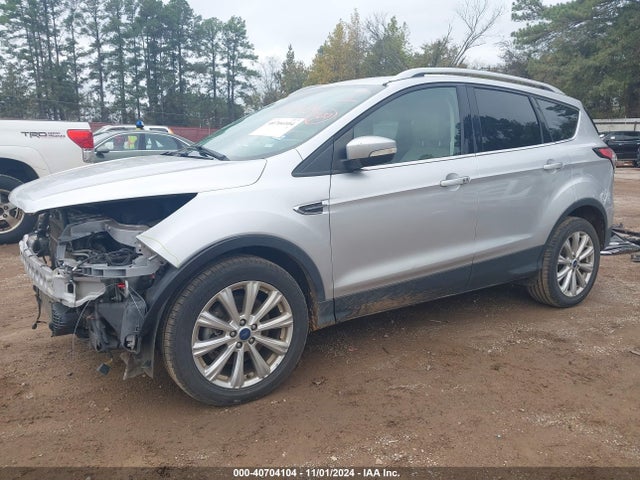 Ford Escape Titanium 2017 1FMCU0J98HUC99025 Image 2