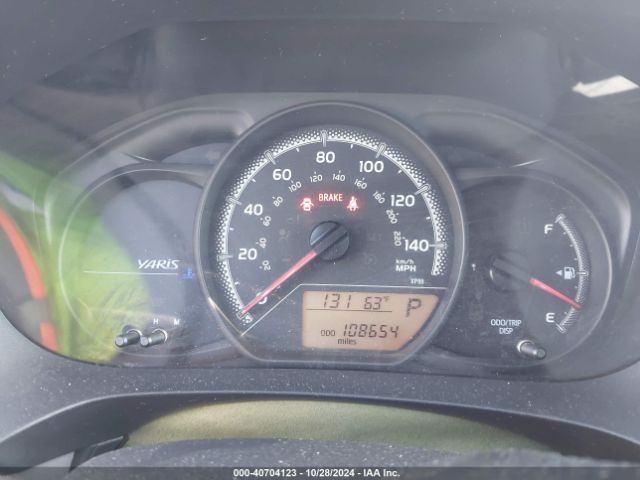 VNKJTUD33FA020535 Toyota YARIS L