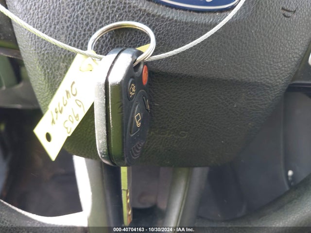 Ford FOCUS S 2016 1FADP3E29GL226903 Image 11
