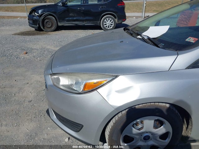Ford FOCUS S 2016 1FADP3E29GL226903 Image 6