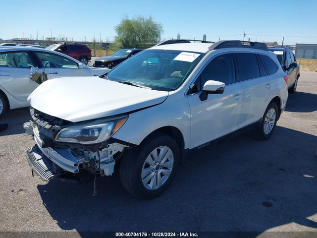 Subaru Outback 2.5i Premium 2015 4S4BSBFC2F3302098 Image 2