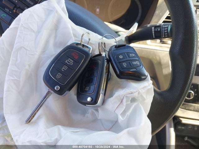 Hyundai SONATA SE 2015 5NPE24AF9FH191777 Image 11