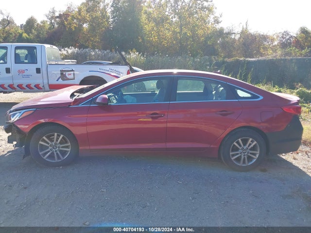 Hyundai SONATA SE 2015 5NPE24AF9FH191777 Image 15