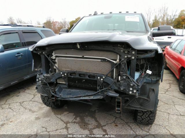 3C6UR5CJ0NG111845 RAM 2500 Tradesman  4x4 6'4 Box