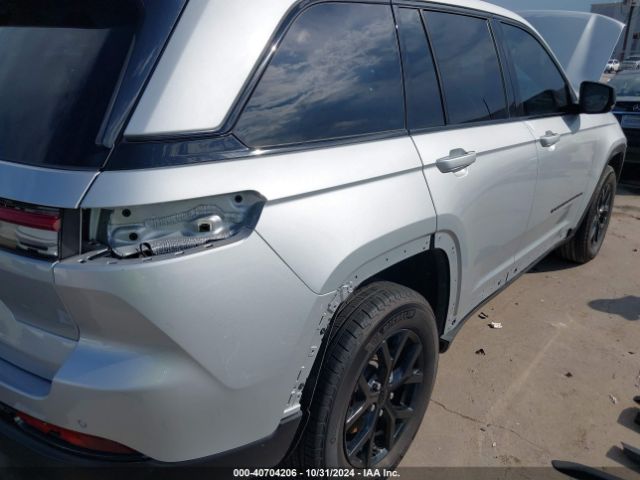 1C4RJGAG8R8954924 Jeep Grand Cherokee Altitude 4x2