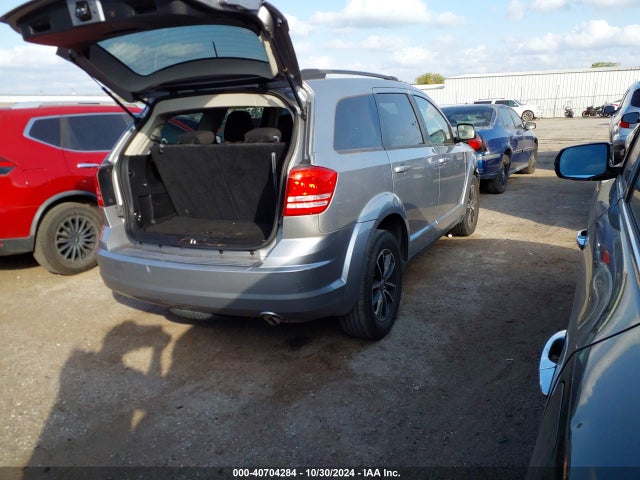 Dodge JOURNEY SE 2018 3C4PDCAB0JT448117 Image 4