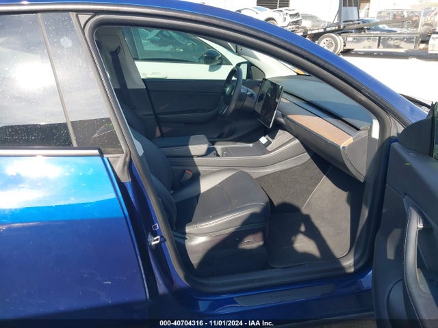 2021 TESLA MODEL Y 5YJYGAEE8MF193773 Photo 4