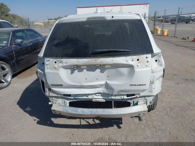 JA4AD2A39JZ063750 Mitsubishi Outlander Es
