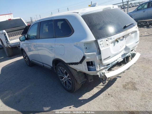 JA4AD2A39JZ063750 Mitsubishi Outlander Es