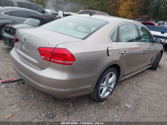 1VWBS7A35FC033052 Volkswagen Passat 1.8t Se