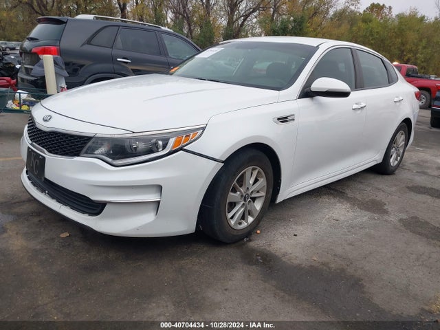 KIA Optima Lx 2017 5XXGT4L36HG130894 Image 2