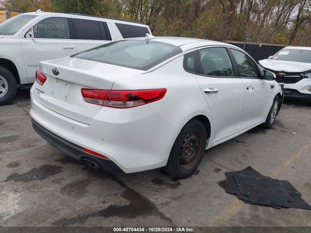 KIA Optima Lx 2017 5XXGT4L36HG130894 Image 4