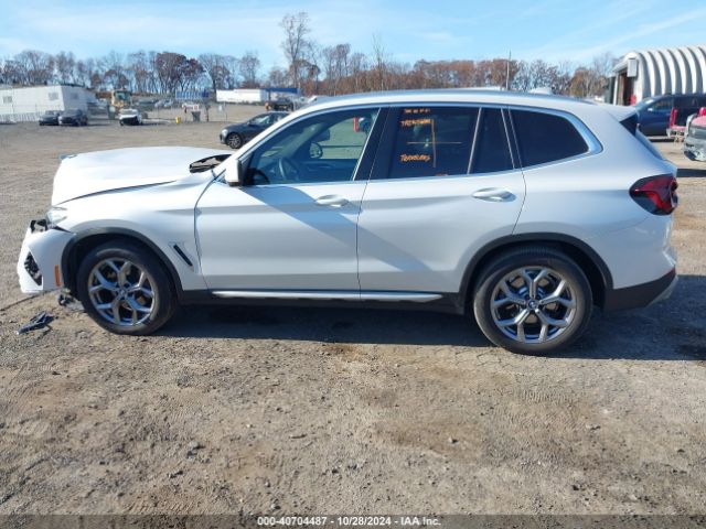 5UX53DP09R9U81142 BMW X3 Xdrive30i