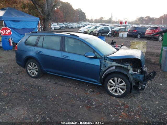 3VW017AU2HM515711 Volkswagen Golf Sportwagen Tsi S